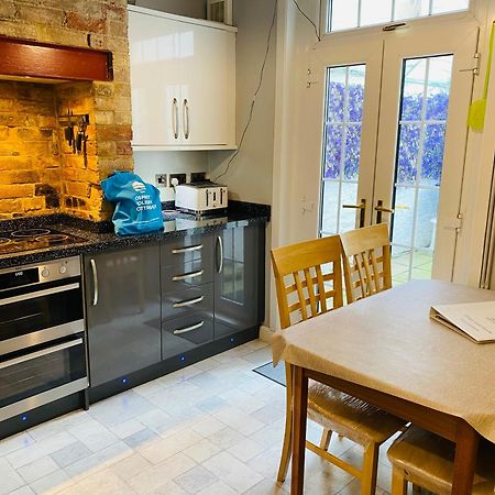 Green Sails House Уэймут Экстерьер фото